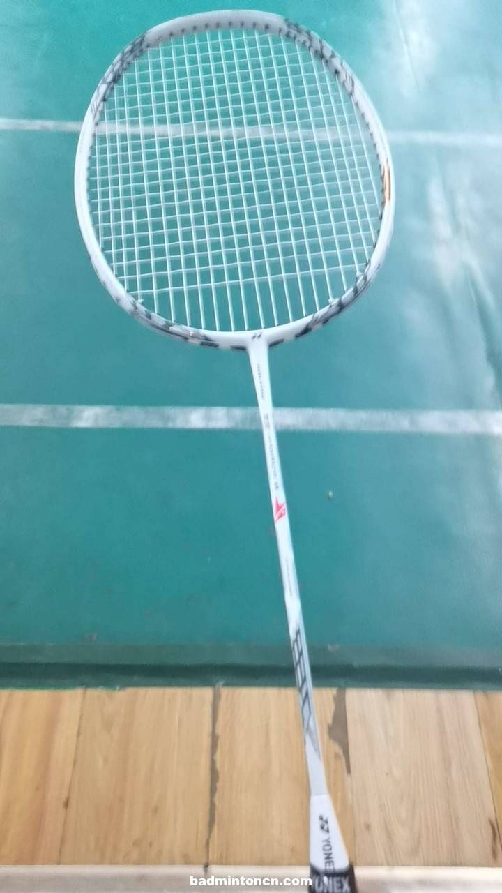 VOLTRIC Z-FORCE Ⅱ LD 白色 VTZF2LD 白林丹 二姐夫 羽毛球拍 尤尼克斯YONEX 威力系列 中羽在线 ...